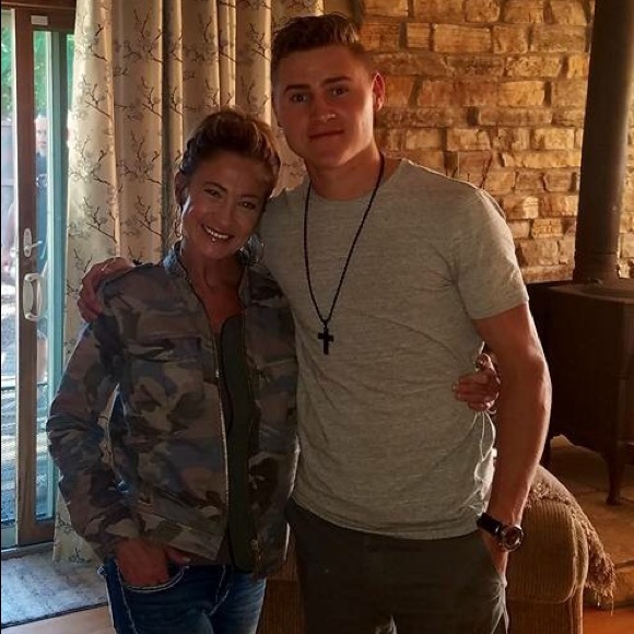 Meet your Posher, Amy - Picture 3 of 8